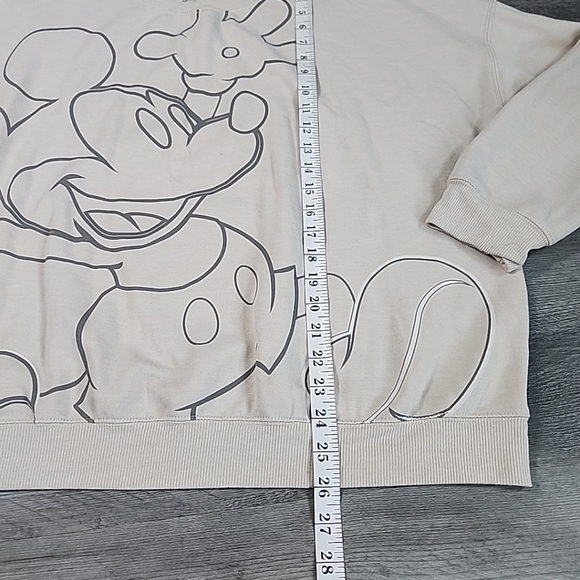Disney Mickey Mouse Women Sweatshirt Sz XXLBeige Round Neck Long Sleeve Pullover - Picture 5 of 8